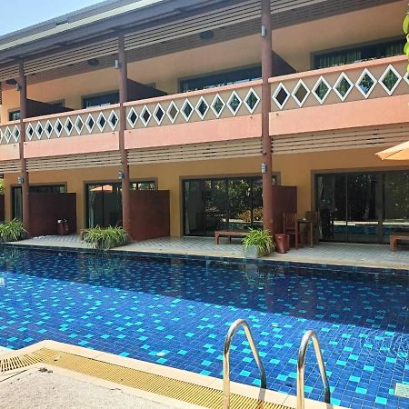 Baan Suan Villas Resort Ban Suan  Extérieur photo