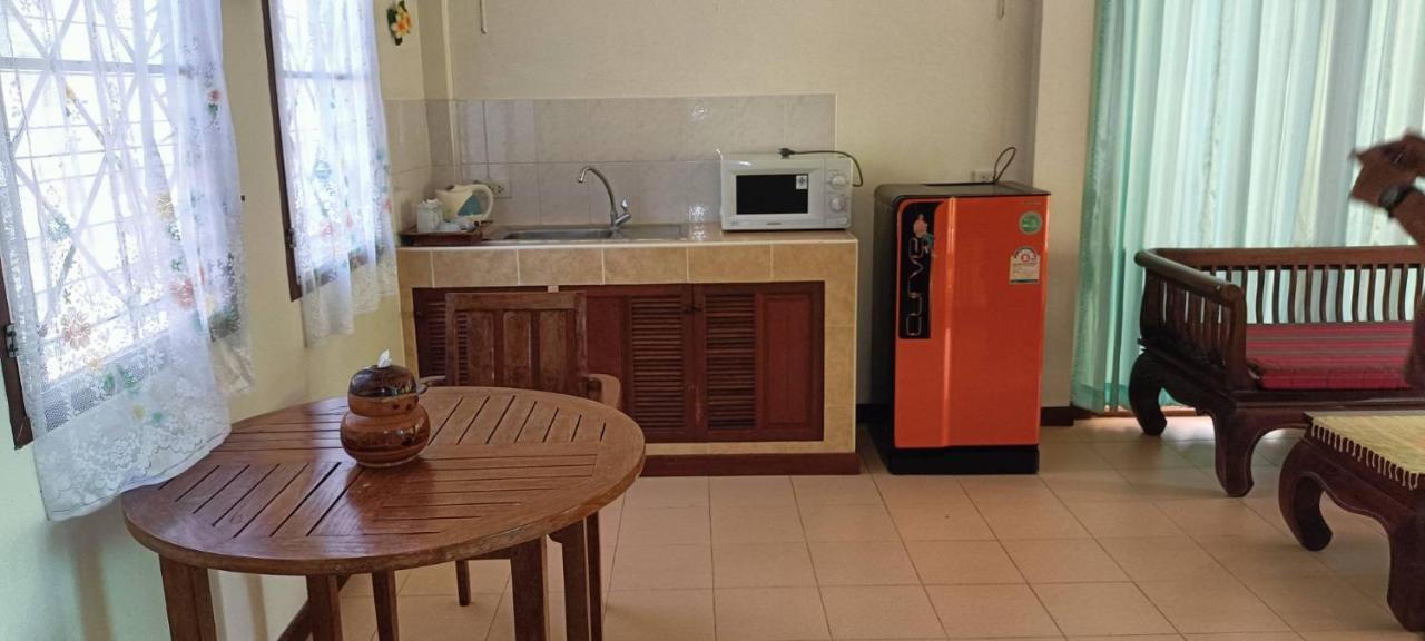 Baan Suan Villas Resort Ban Suan  Extérieur photo