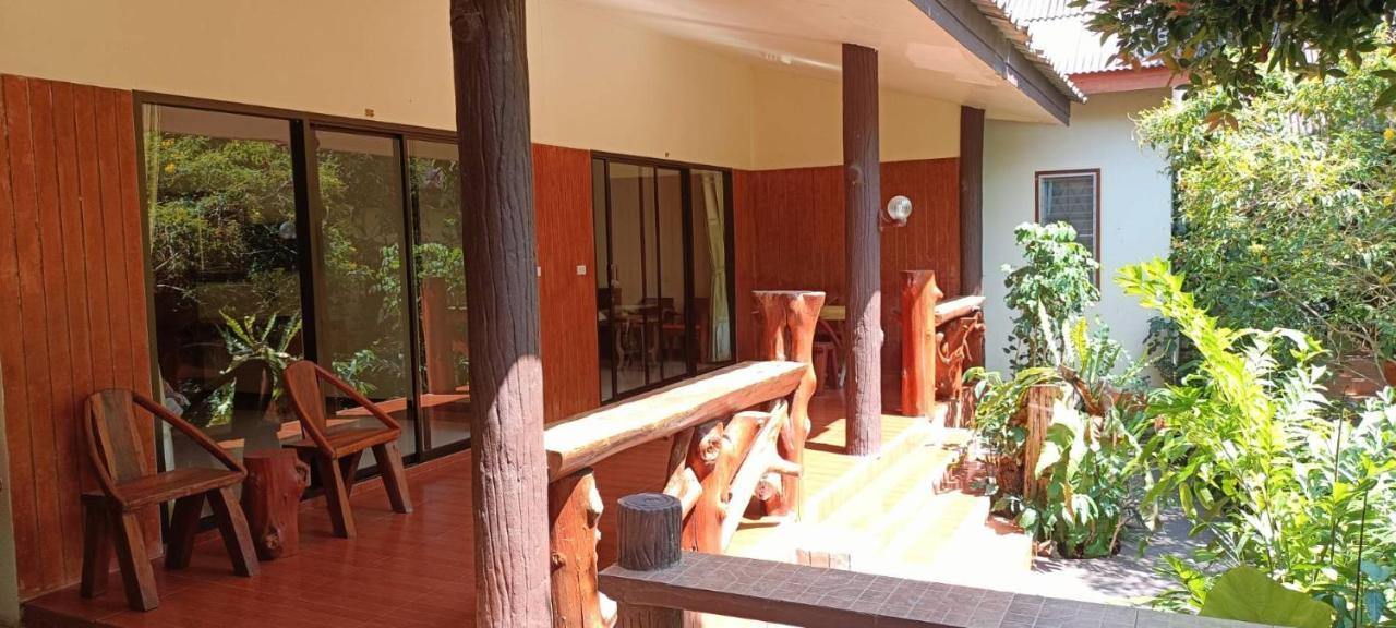 Baan Suan Villas Resort Ban Suan  Extérieur photo
