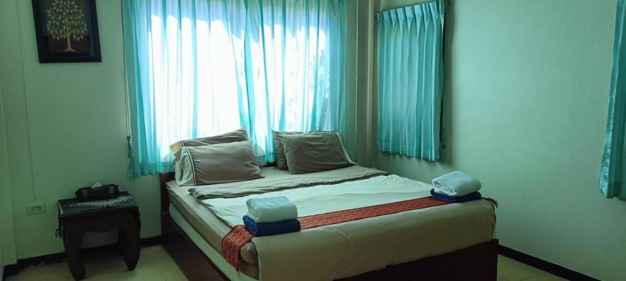 Baan Suan Villas Resort Ban Suan  Extérieur photo