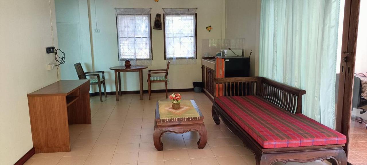 Baan Suan Villas Resort Ban Suan  Extérieur photo