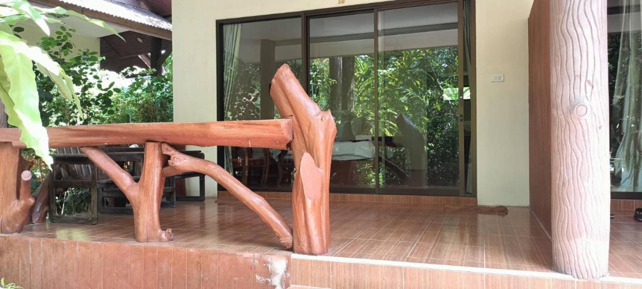 Baan Suan Villas Resort Ban Suan  Extérieur photo