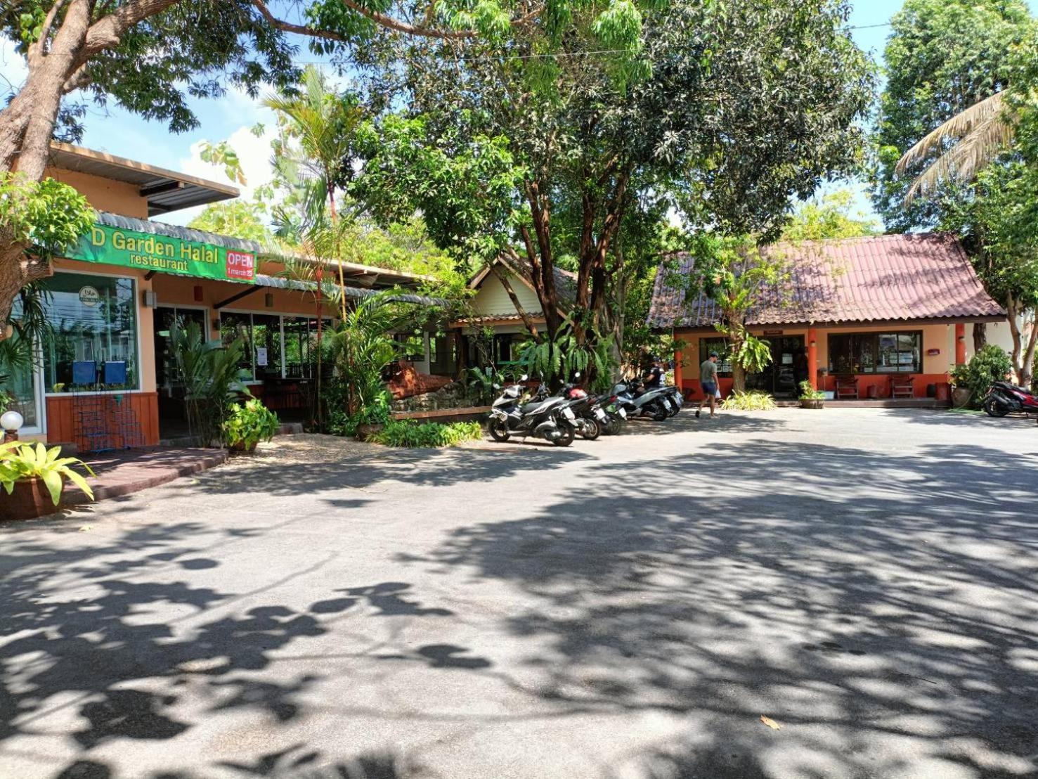 Baan Suan Villas Resort Ban Suan  Extérieur photo